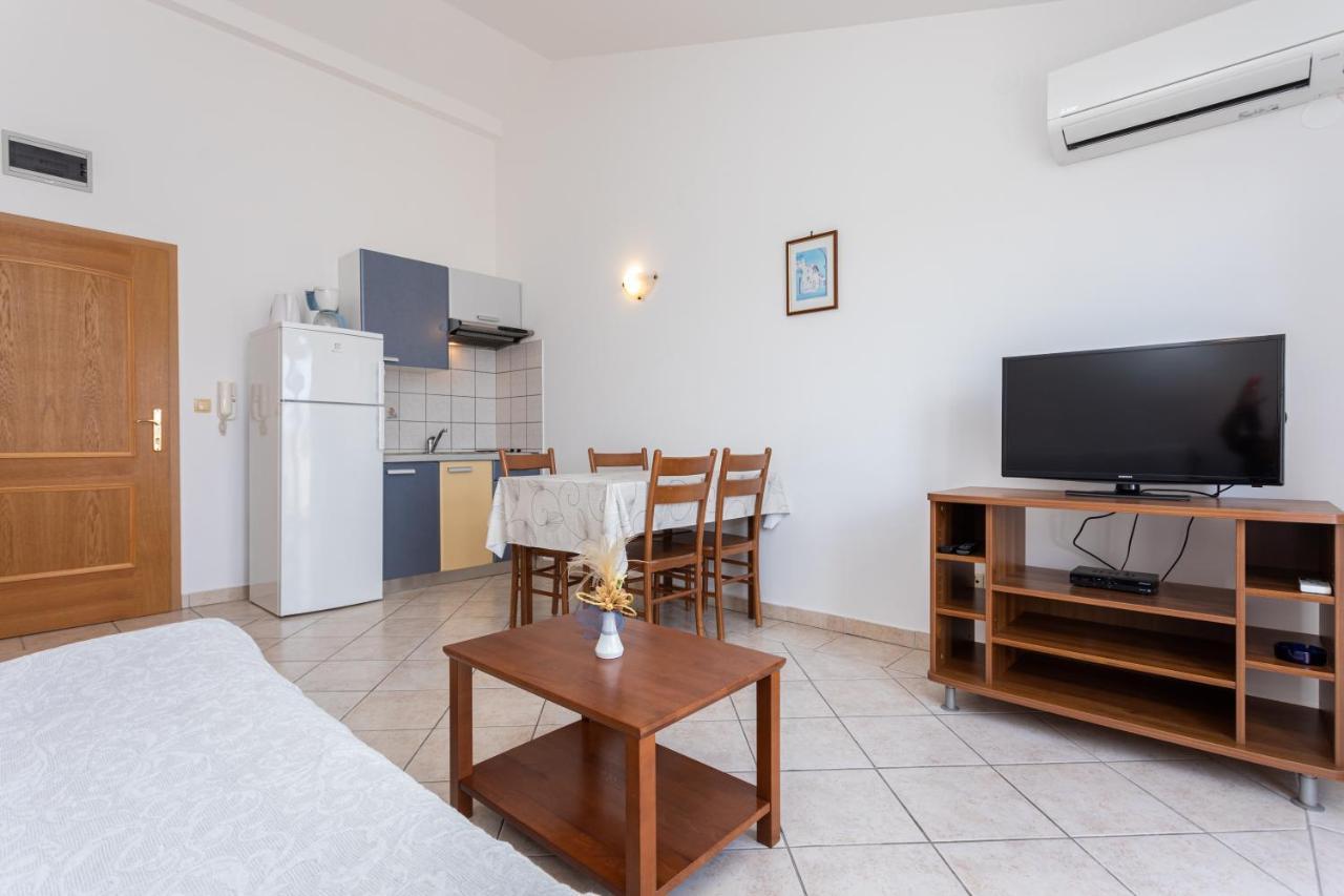 Crnekovic I Zarok Apartment Baska (Krk)