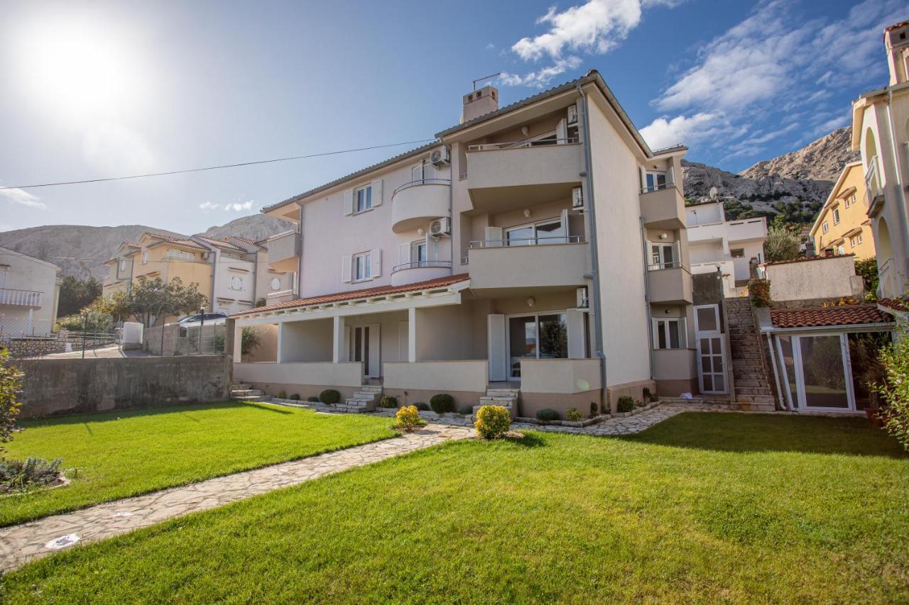 Crnekovic I Zarok Baska (Krk)